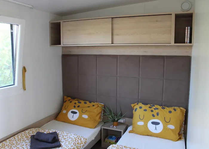 Sha-shaaa Luxury Mobile - Terra Park Spiritos