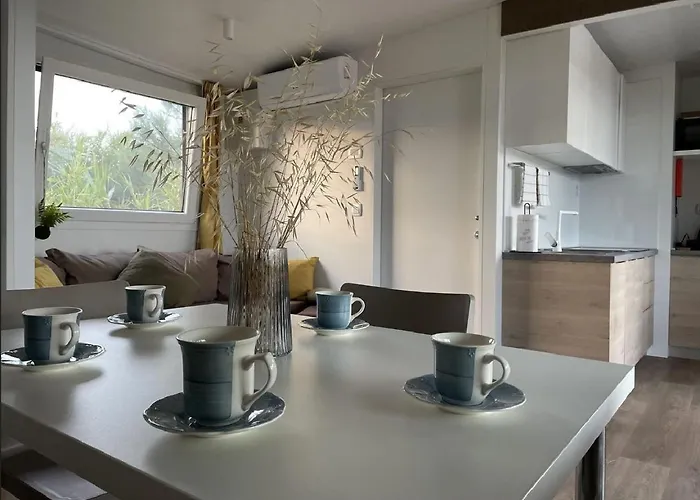 Кемпинг Sha-shaaa Luxury Mobile - Terra Park Spiritos Колан